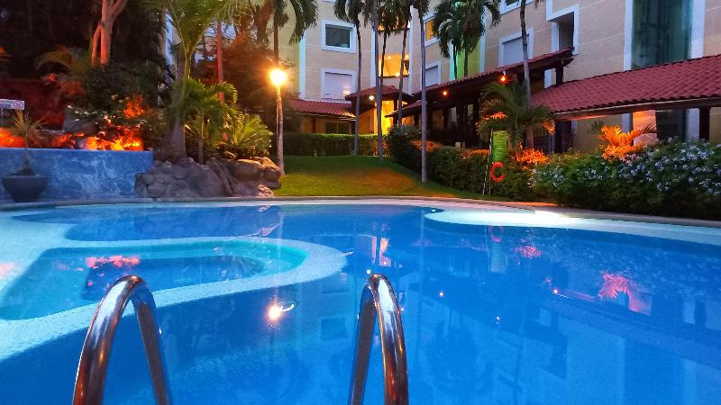 ホテル Holiday Inn Cuernavaca, An Ihg