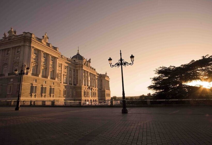 בית מלון כפרי Holiday Inn Express Madrid Rivas, An Ihg