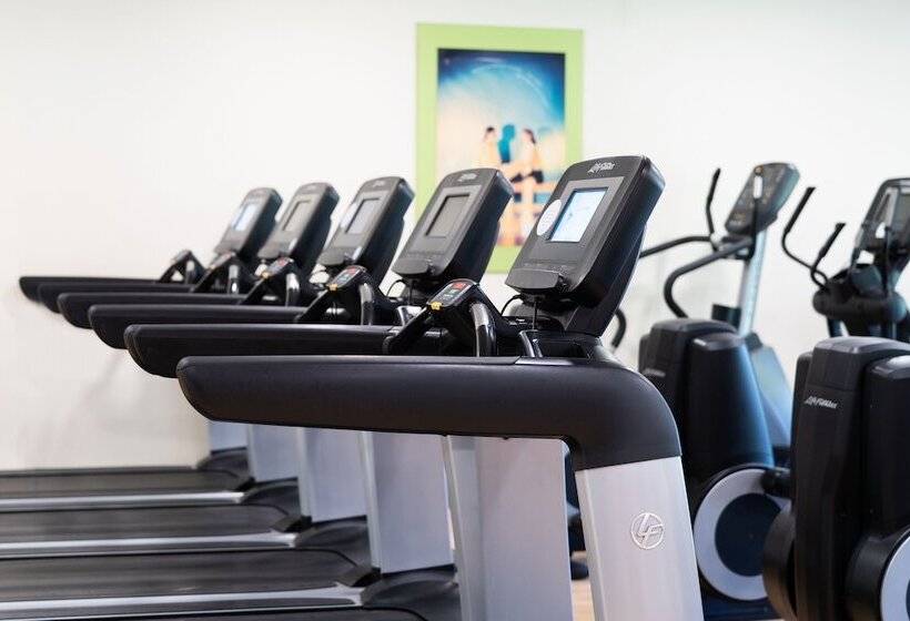 בית מלון כפרי Holiday Inn Fareham Solent, An Ihg