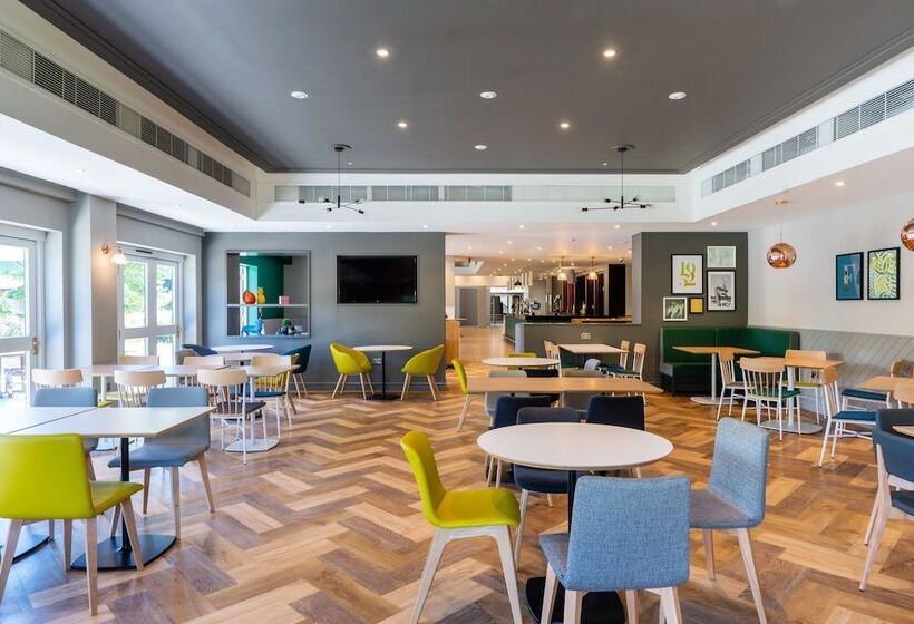 בית מלון כפרי Holiday Inn Fareham Solent, An Ihg