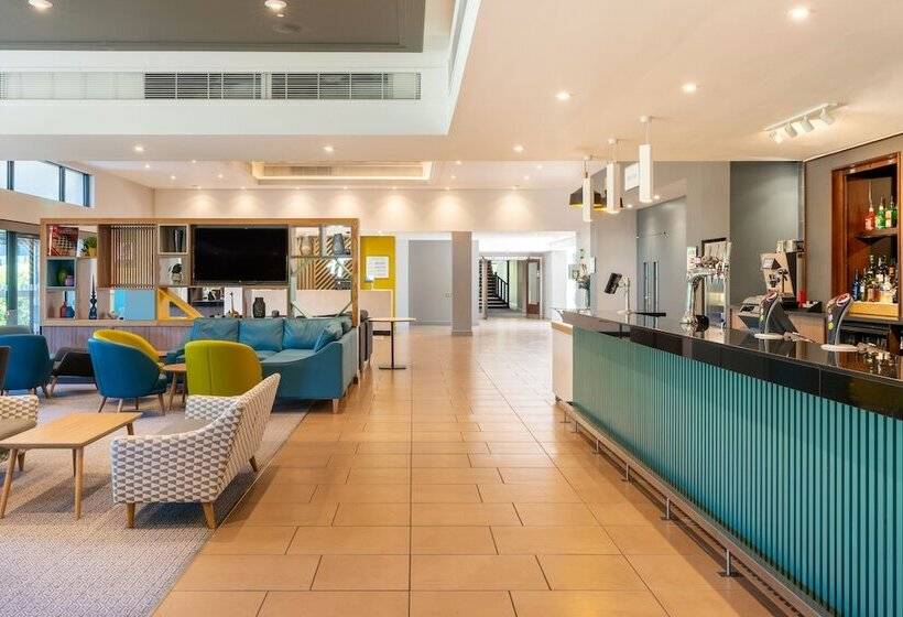 בית מלון כפרי Holiday Inn Fareham Solent, An Ihg