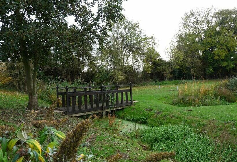 호텔 Days Inn Sandy