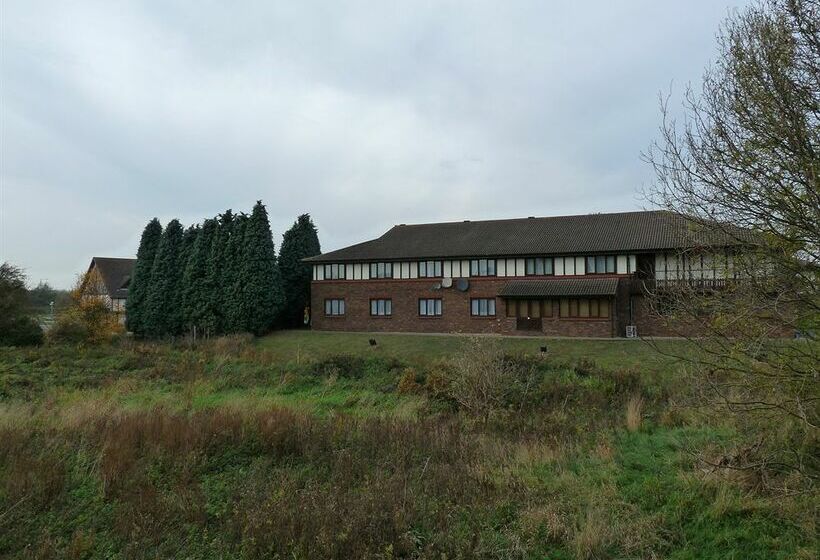 Отель Days Inn Sandy