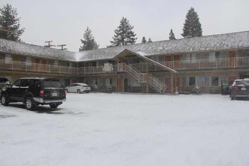 בית מלון כפרי Elevation Lodge