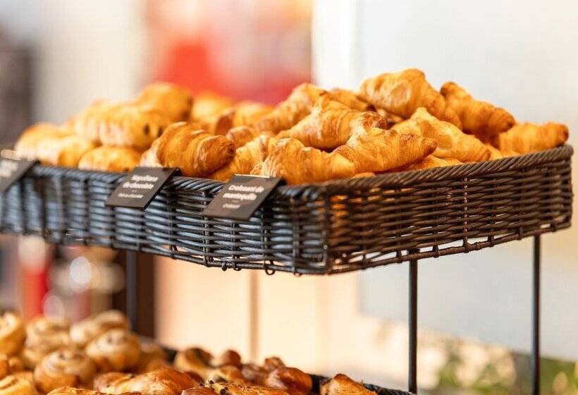 هتل Ibis Madrid Alcorcon Tresaguas