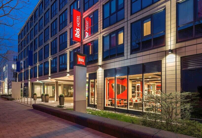 酒店 Ibis München Parkstadt Schwabing