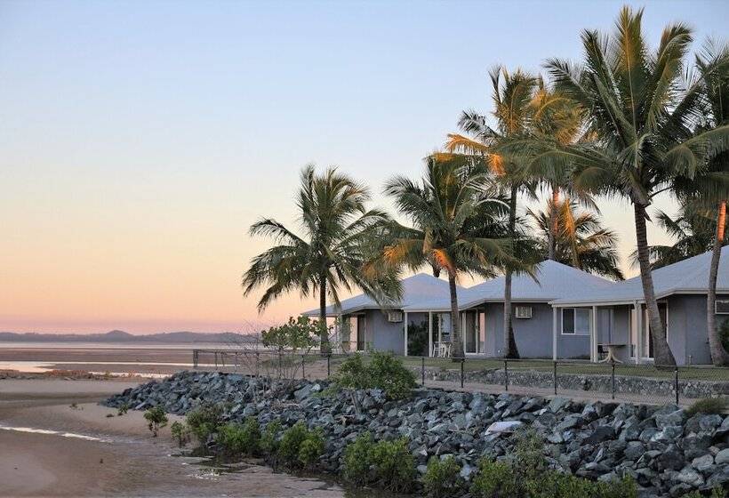 בית מלון כפרי Illawong Beach Resort