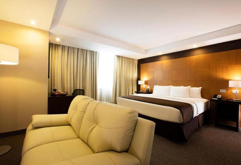 ホテル Krystal Urban Aeropuerto Ciudad De Mexico