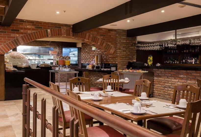 ホテル Krystal Urban Aeropuerto Ciudad De Mexico