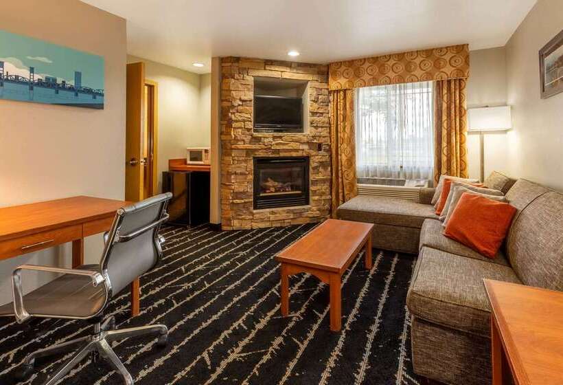 فندق La Quinta By Wyndham Vancouver