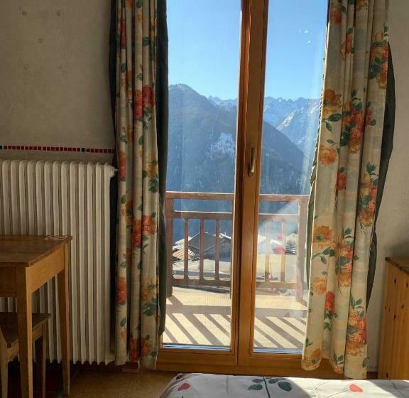 בית מלון כפרי Les Touristes