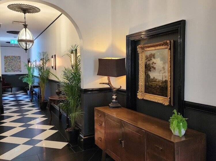 ホテル The Macquarie Hobart