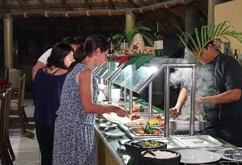 ホテル Marina Puerto Dorado   Todo Incluido