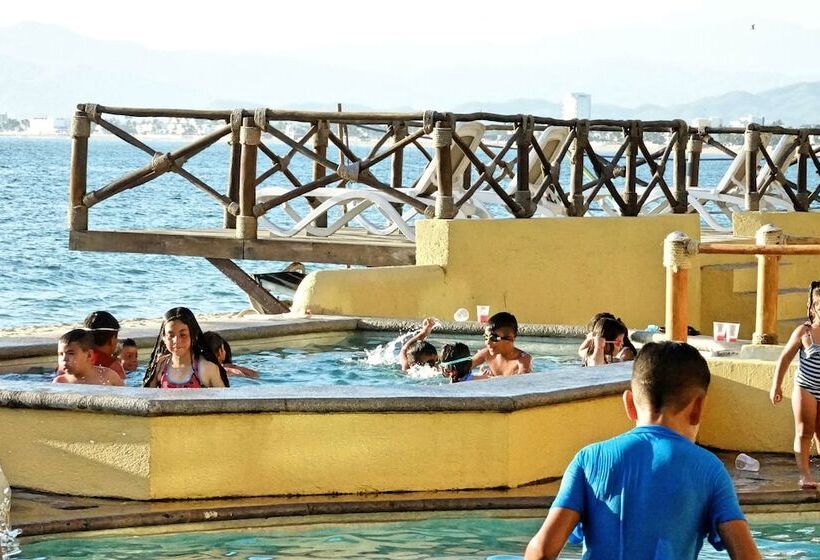 ホテル Marina Puerto Dorado   Todo Incluido