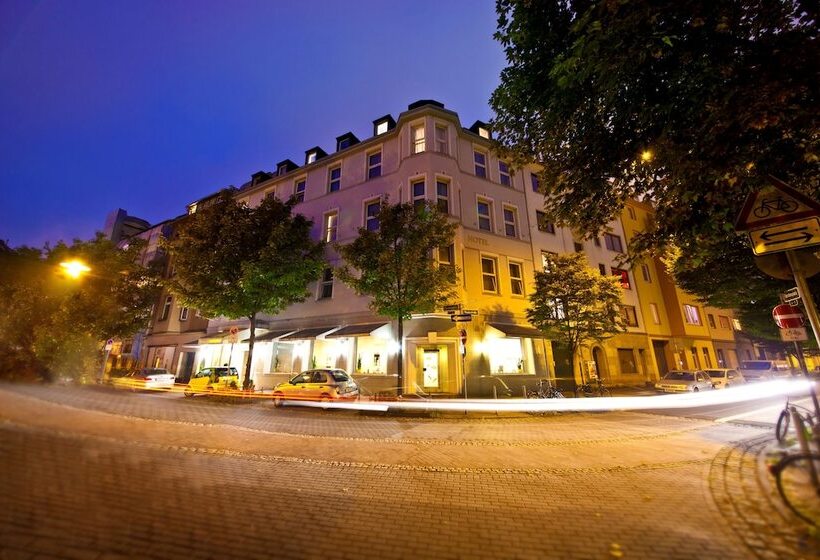 فندق Maxim Düsseldorf City