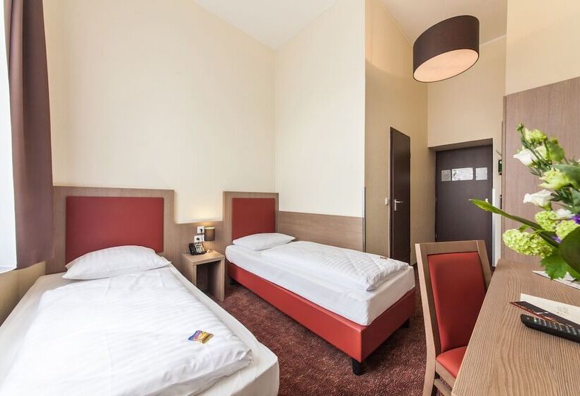 فندق Maxim Düsseldorf City