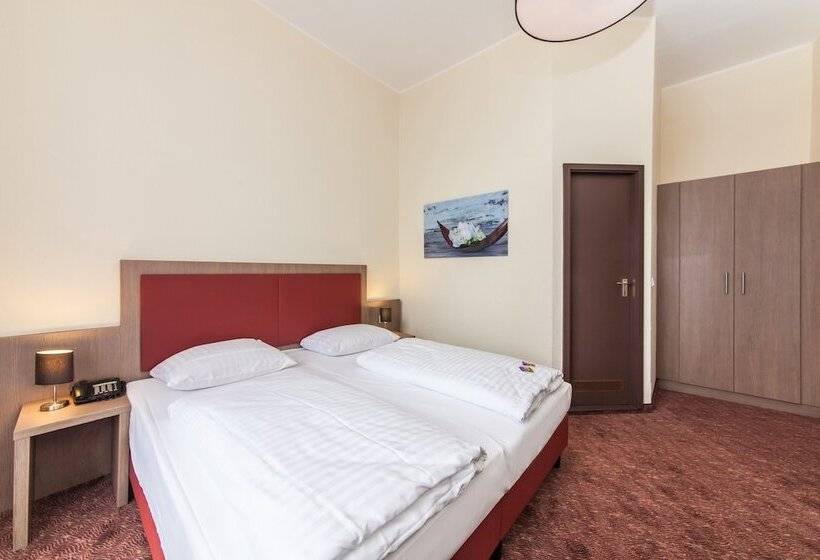 هتل Maxim Düsseldorf City