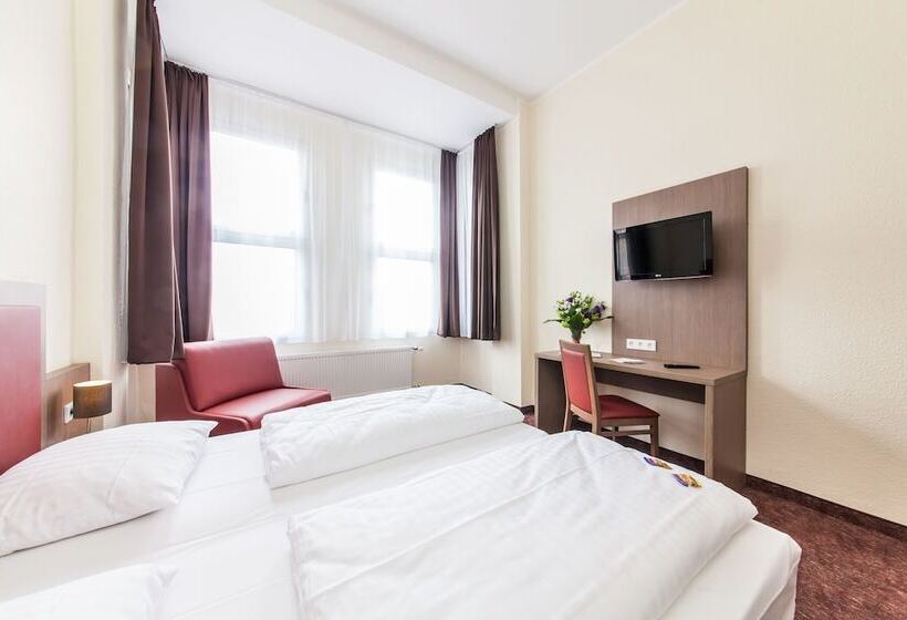 فندق Maxim Düsseldorf City