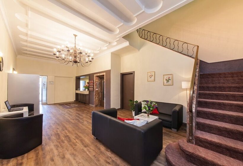 فندق Maxim Düsseldorf City