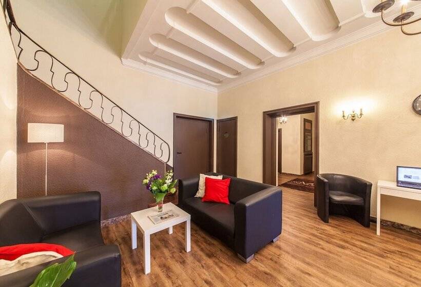 فندق Maxim Düsseldorf City