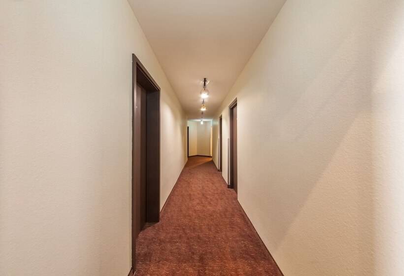 فندق Maxim Düsseldorf City