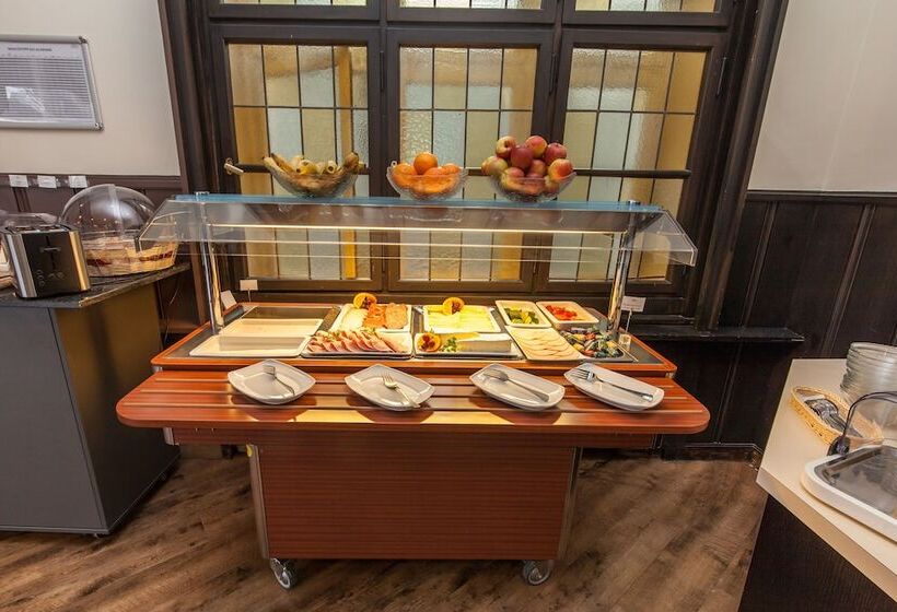 فندق Maxim Düsseldorf City