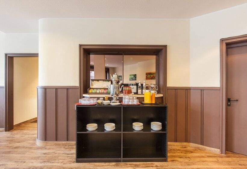 فندق Maxim Düsseldorf City