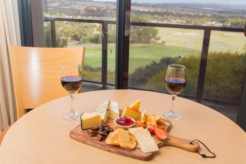 هتل Mccracken Country Club