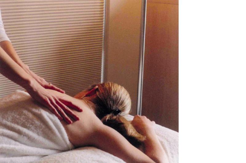 هتل Mccracken Country Club