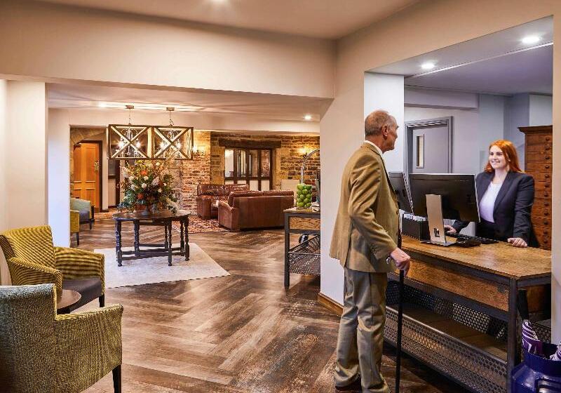 בית מלון כפרי Mercure Barnsley Tankersley Manor