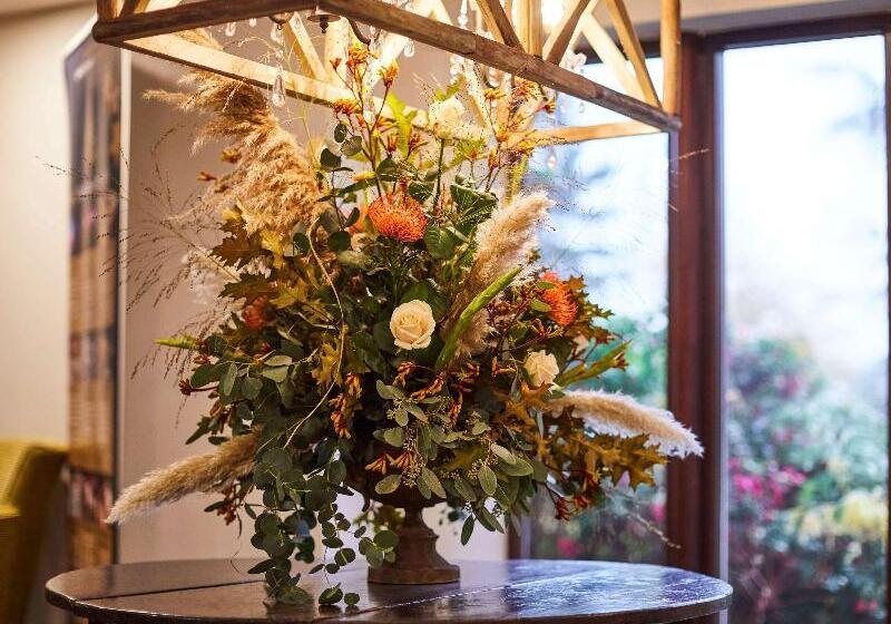 בית מלון כפרי Mercure Barnsley Tankersley Manor