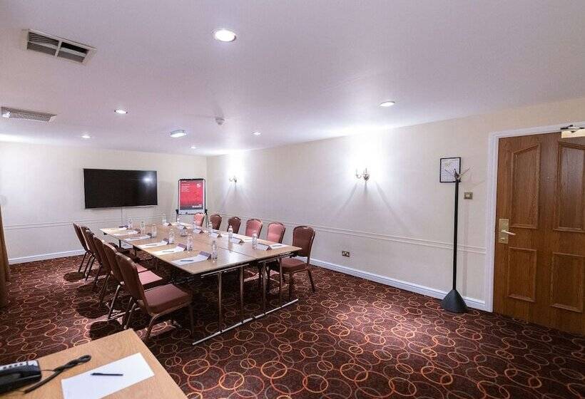 בית מלון כפרי Mercure Barnsley Tankersley Manor