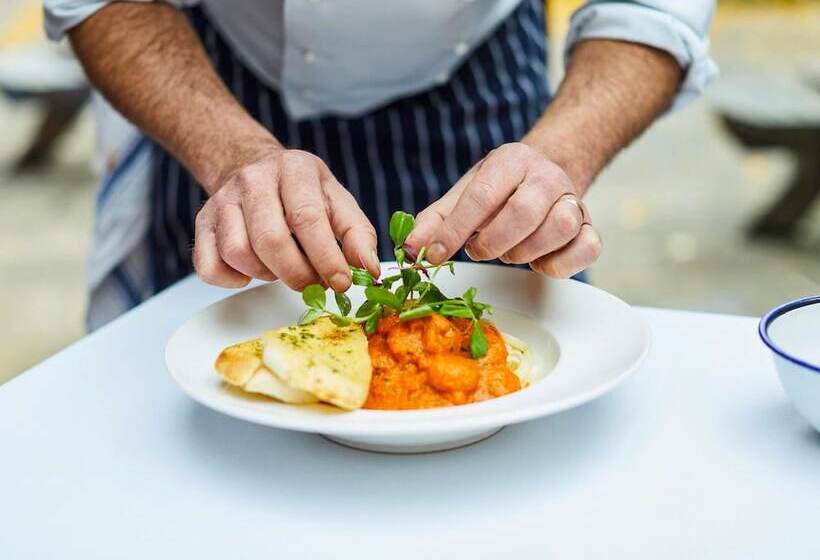 בית מלון כפרי Mercure Barnsley Tankersley Manor