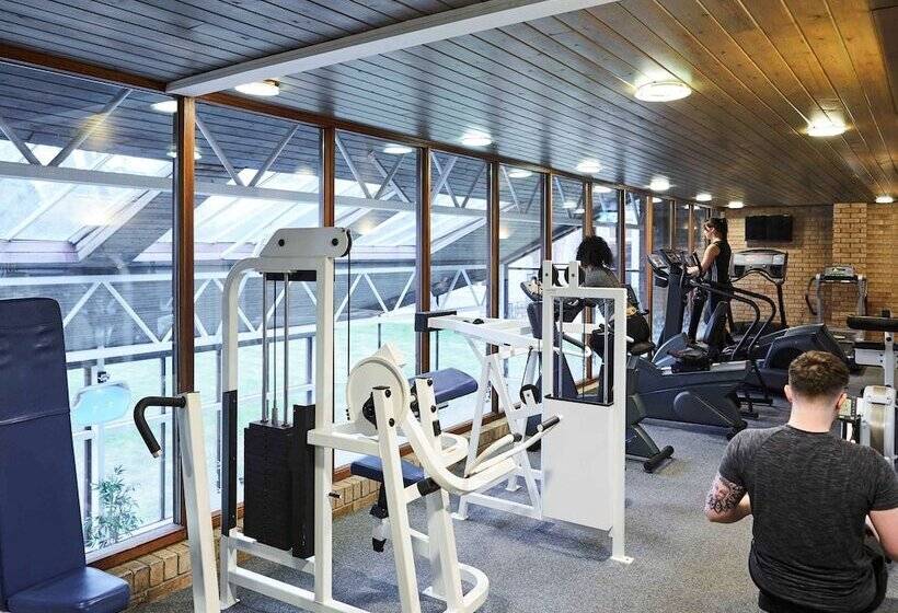 فندق Mercure Sheffield Kenwood Hall & Spa