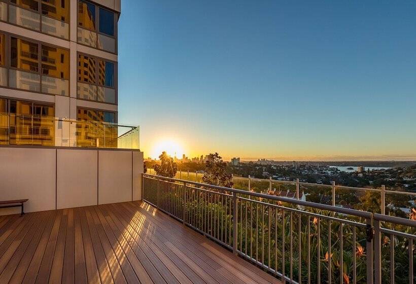 هتل Meriton Suites Bondi Junction