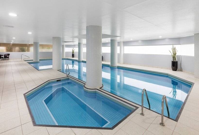 هتل Meriton Suites Bondi Junction