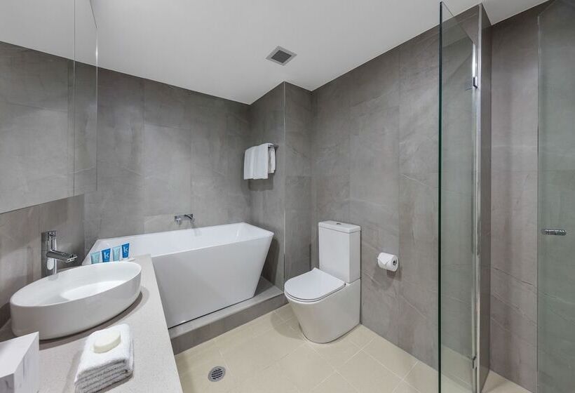 هتل Meriton Suites Bondi Junction