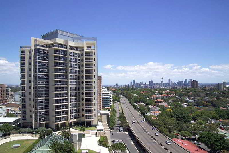 هتل Meriton Suites Bondi Junction