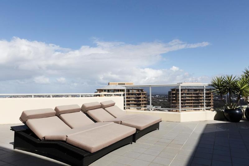 هتل Meriton Suites Bondi Junction