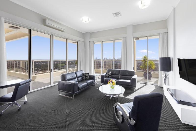 هتل Meriton Suites Bondi Junction