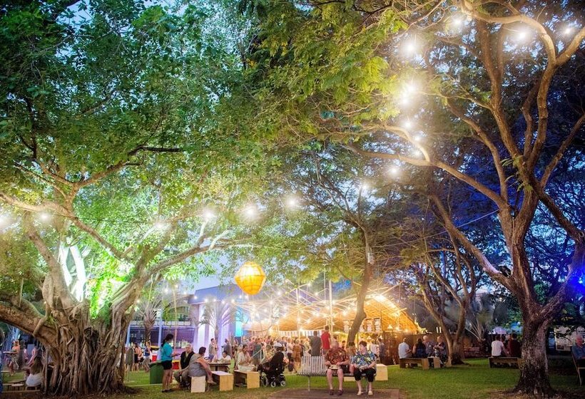 ホテル Metro Advance Apartments &