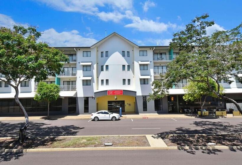 ホテル Metro Advance Apartments &