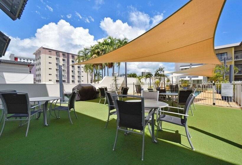 ホテル Metro Advance Apartments &