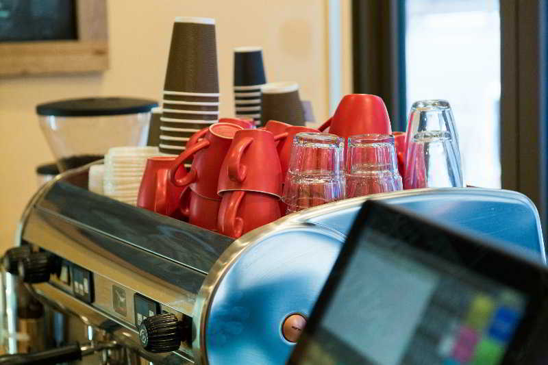 هتل Metro On Pitt