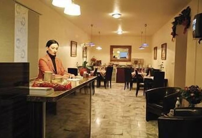 Отель Monte Cristo