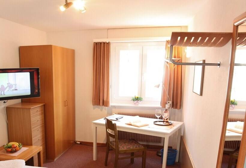 호텔 Paradis Leukerbad Therme