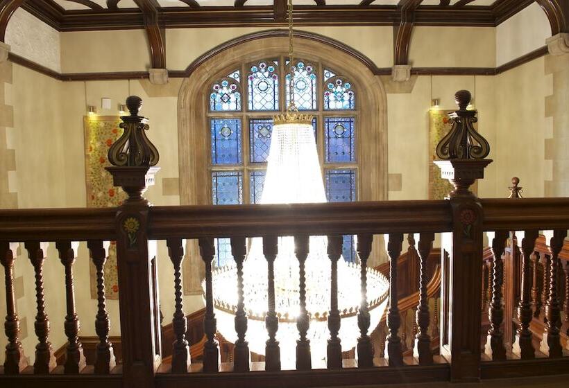 فندق Pendley Manor