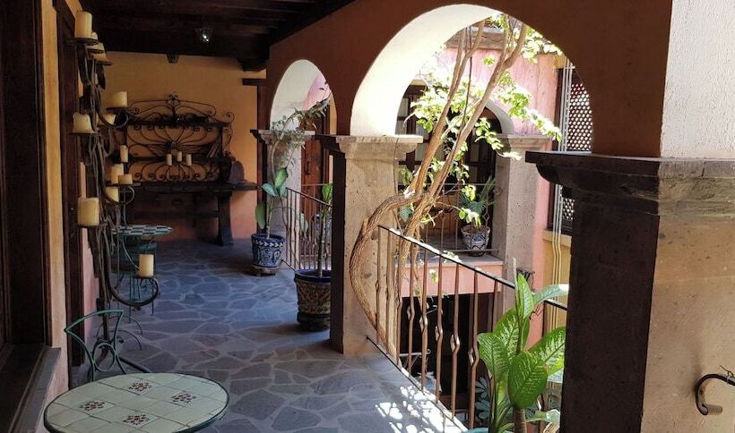 ホテル Boutique Posada De Las Flores Loreto