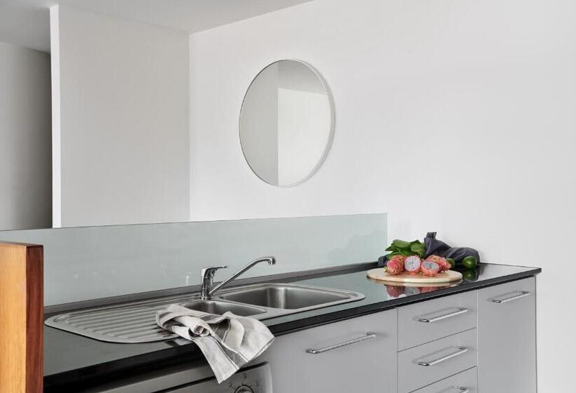 Punthill Apartment Hotel Little Bourke