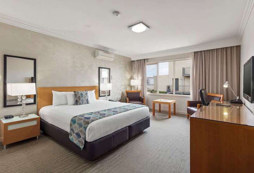 هتل Quality  Bayside Geelong